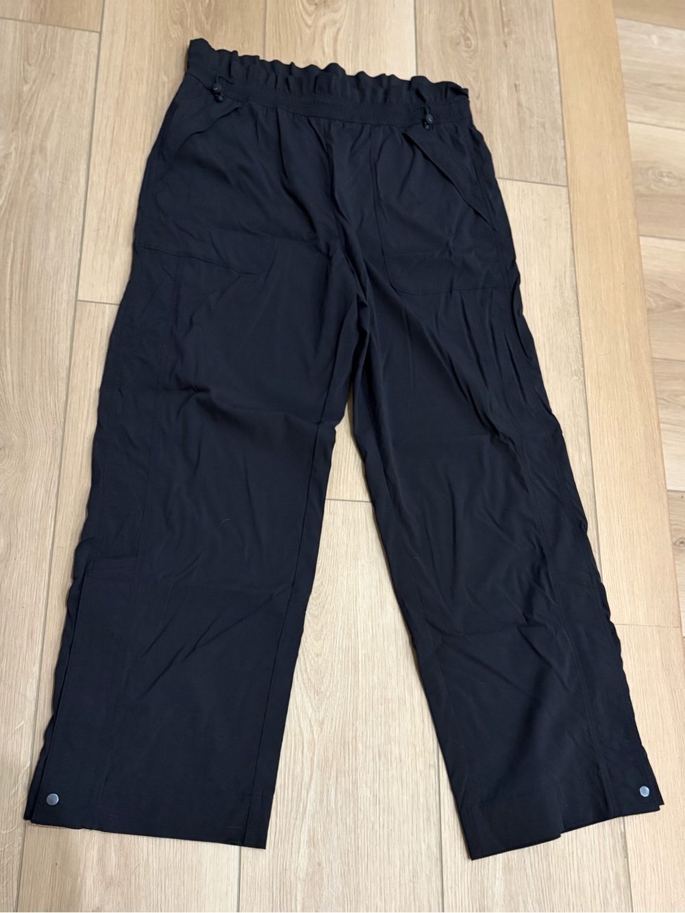 Athleta Trekkie High Rise Parachute Pant Size 12 - Picture 7 of 16